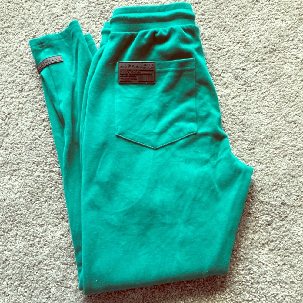 Alphalete Men’s Identity Jogger - S (women’s M)